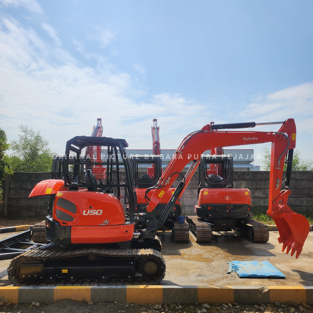 Heavy Equipment – Sakai, Bobcat & Kubota